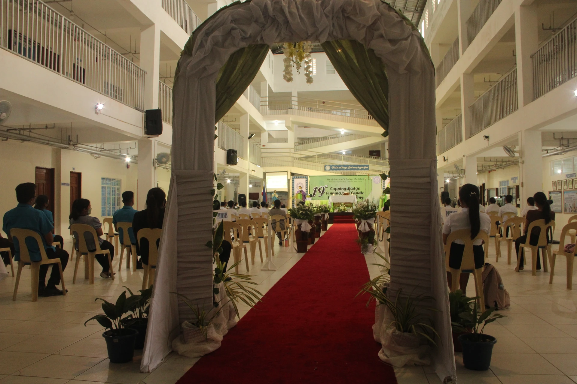 Mass before Capping, Investiture and Oath-Taking